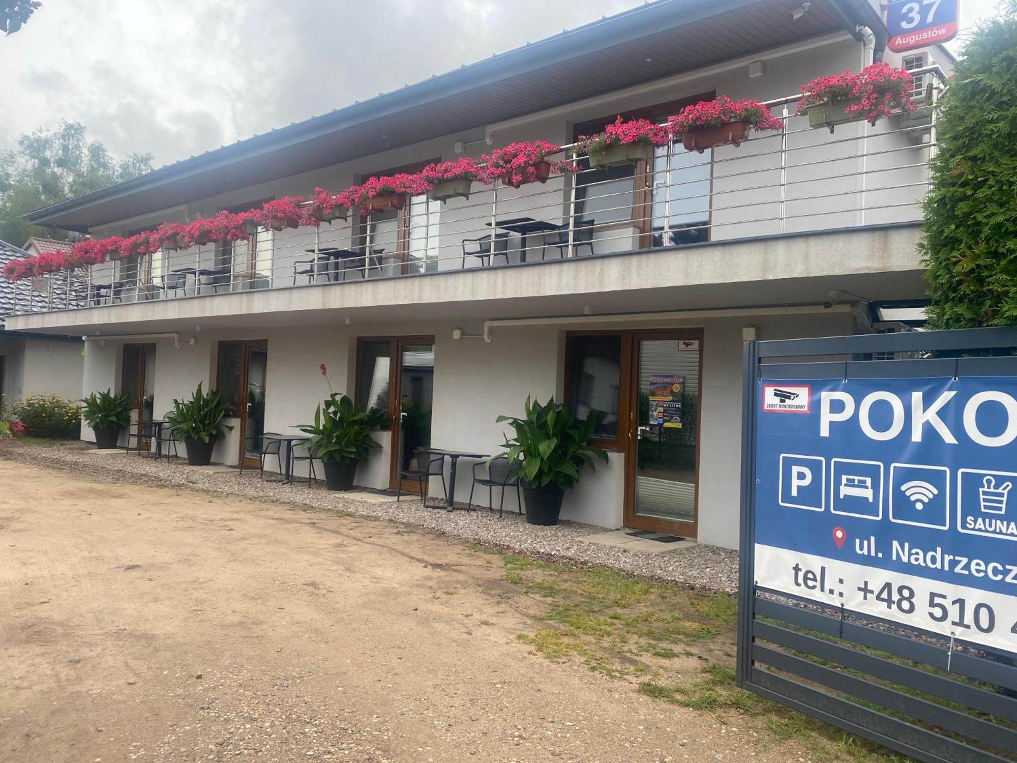 Pokoje Nadrzeczna アウグストゥフ エクステリア 写真